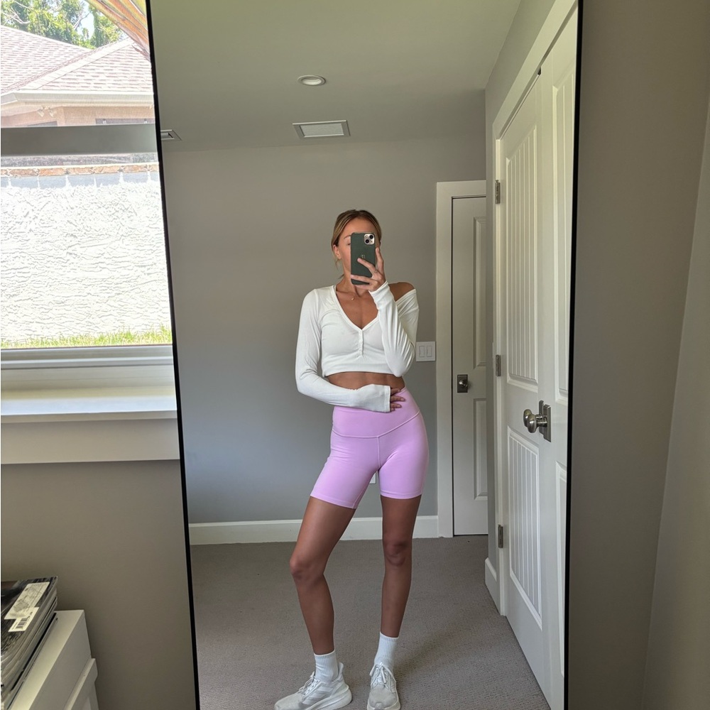 Lululemon ballet pink align Shorts 6 inch